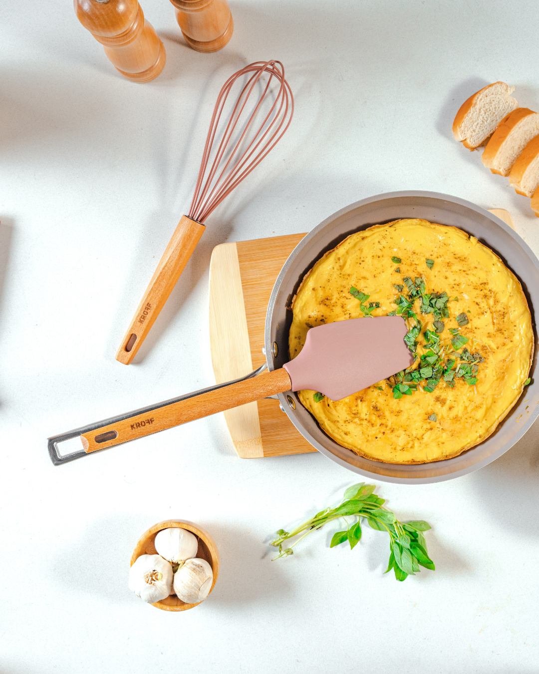 مقلاة كروف لون بيجي 24 سم – BENTLE PRO OPE FRY PAN 24CM