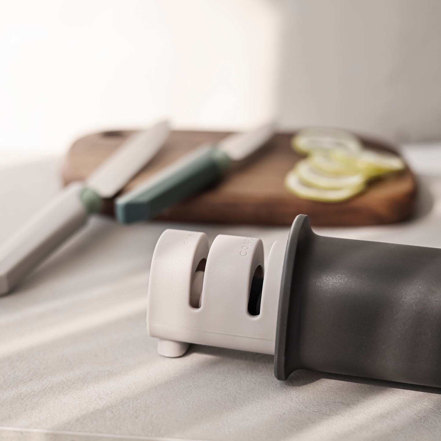 Knife sharpener-محد سكاكين