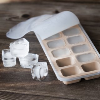 قالب ثلج - ICE CUBE TRAY